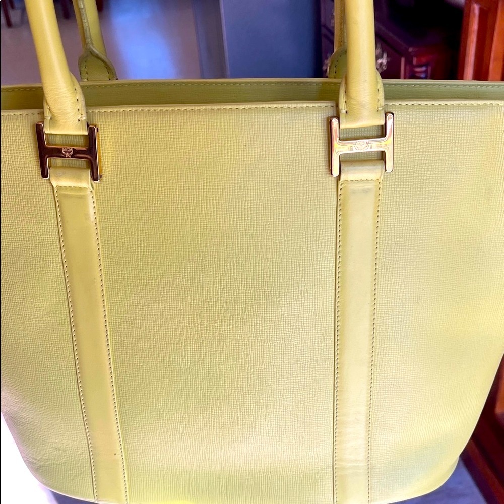 MCM Yellow Tote Bag GUc AUTHENTIC - Picture 3 of 16